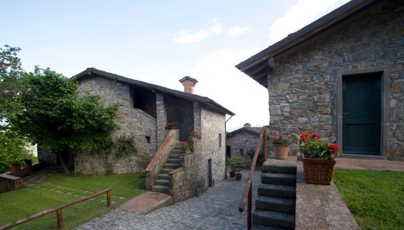 Costa D'Orsola Villa Понтремоли Екстериор снимка